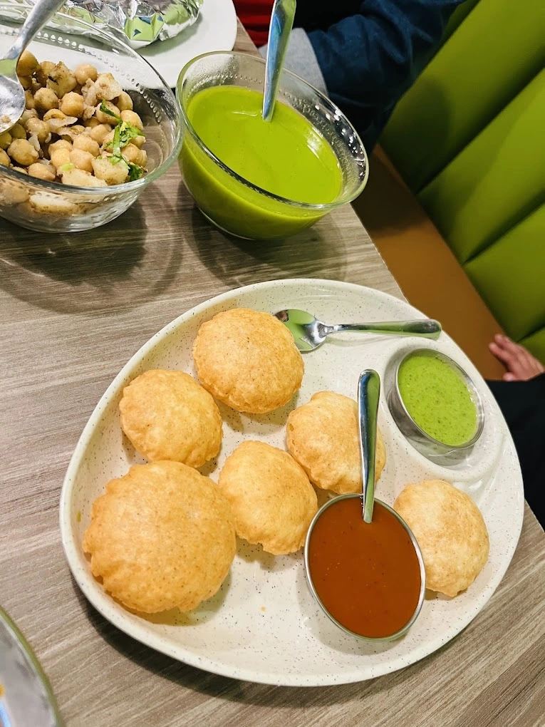 Indian Villa Curry N Cake signature dishes Edmonton